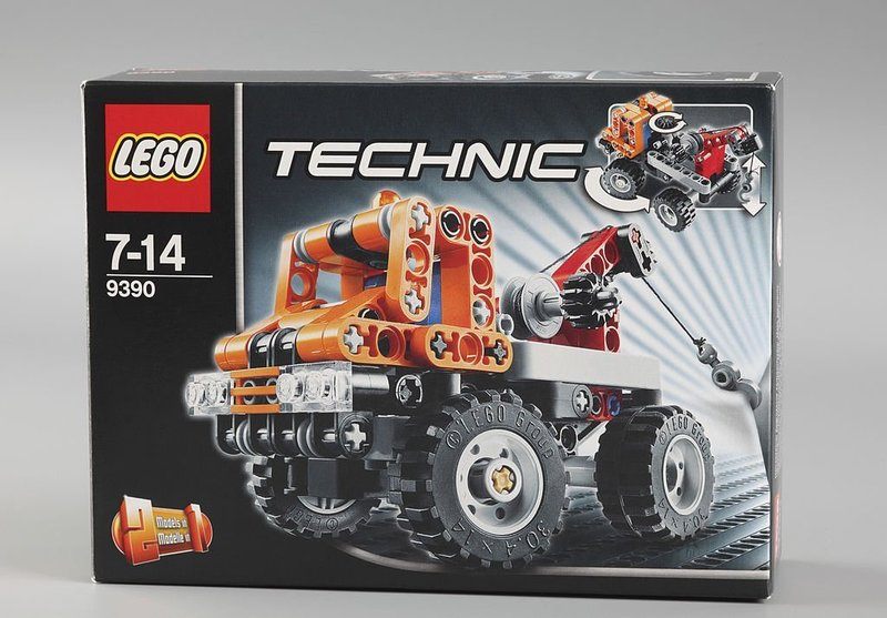 LEGO Technic Rescue Hovercraft 42120 Model Building Kit